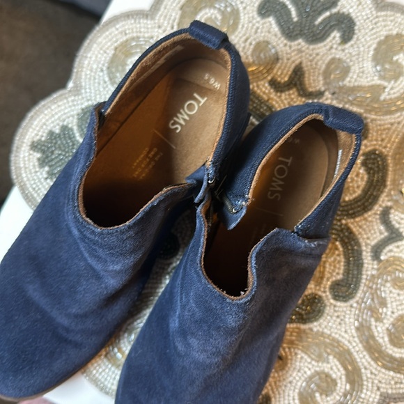 Blue suede Toms boot - Picture 10 of 11